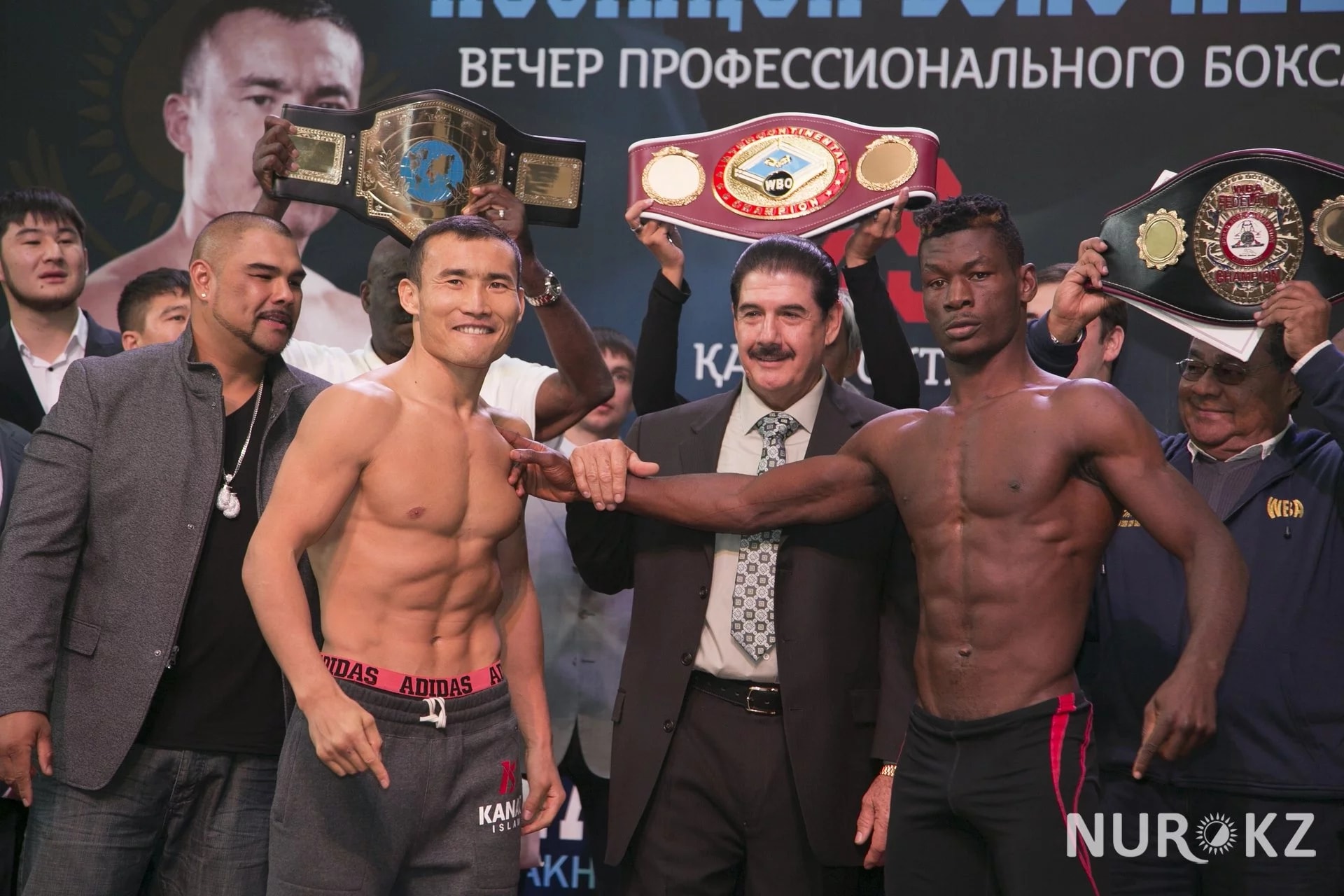 Қазақ боксшылары қарсыластарымен жекпе-жек басталмай тұрып төбелесіп қалды (фото)